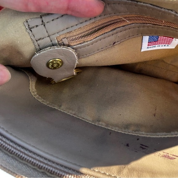 Stone Mountain USA Vintage Taupe Soft Leather Shoulder Bag Magnetic Flap Closure - Picture 8 of 14